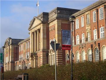 Leeds Metropolitan University 利茲城市大學