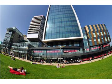 University of Salford 索爾福德大學